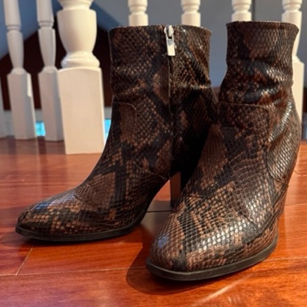 Steve Madden Booties Size 8M